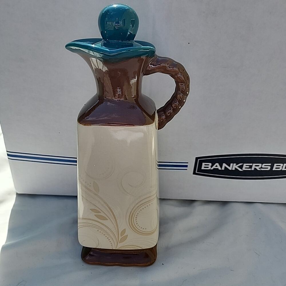 Tastefully Simple Decanter Pitcher Ceramic Stoneware Host Collection In Box 9"